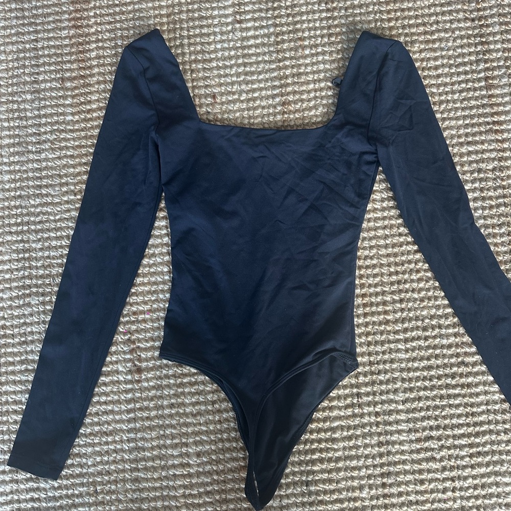 Aritzia Contour Bodysuit